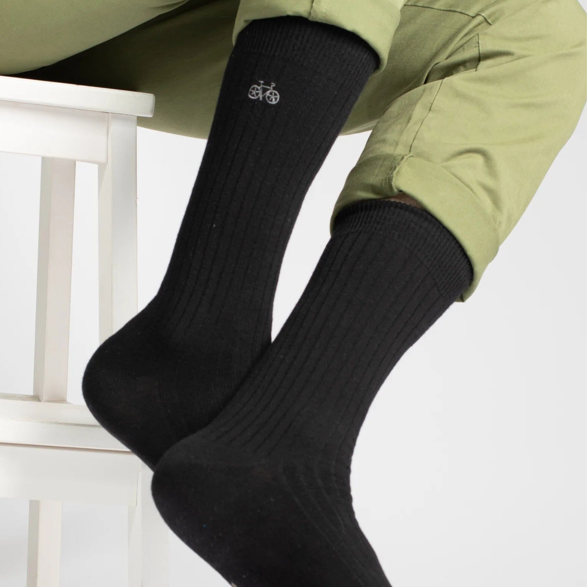 Black Ribbed Socks